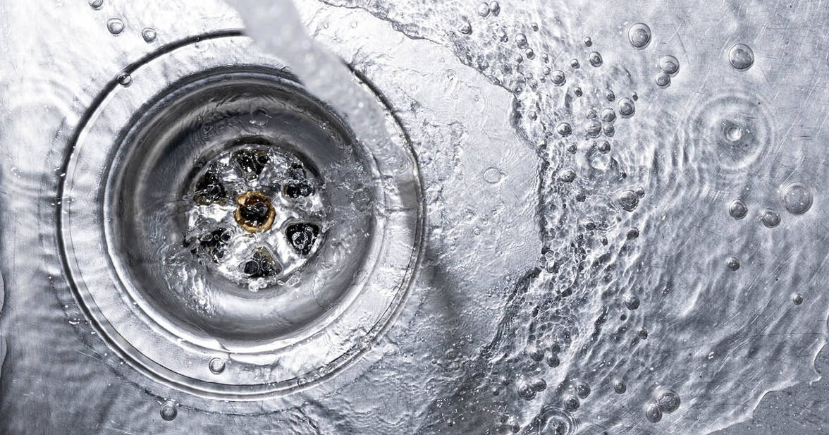 Очистка больничных раковин всего два раза в неделю может помочь устранить колонизацию бактерий