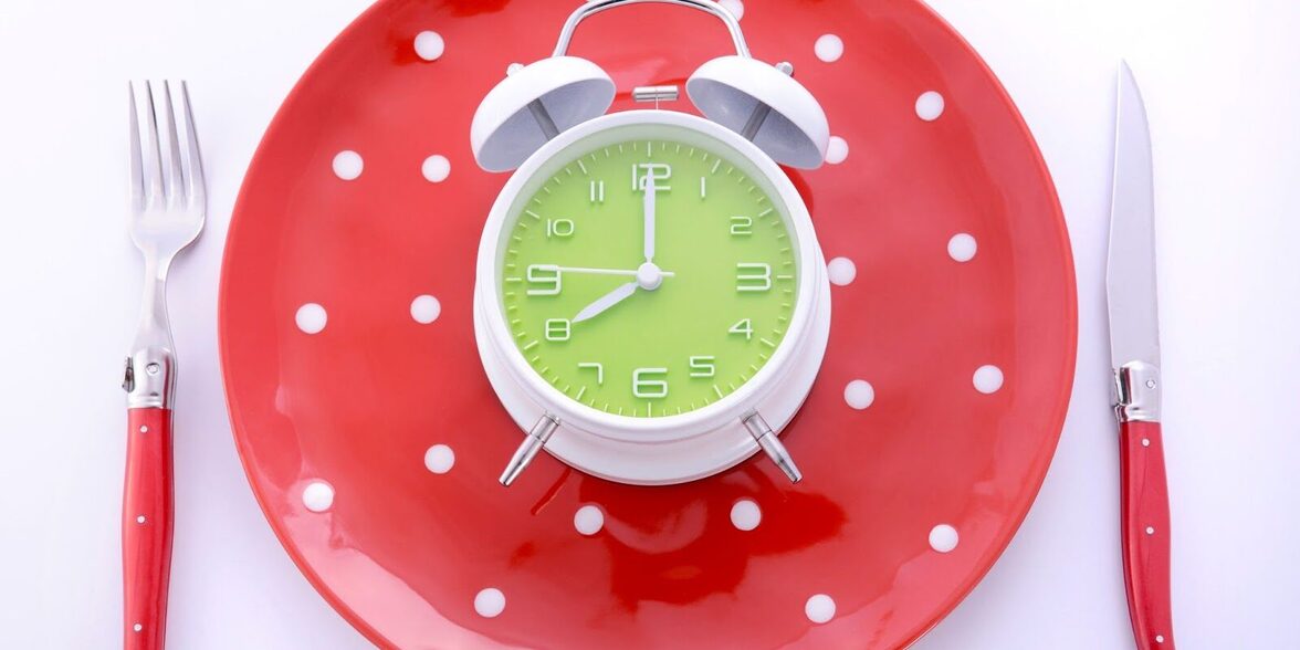 Интервальное голодание положительно модулирует микробное разнообразие кишечника человека и улучшает липидный профиль крови