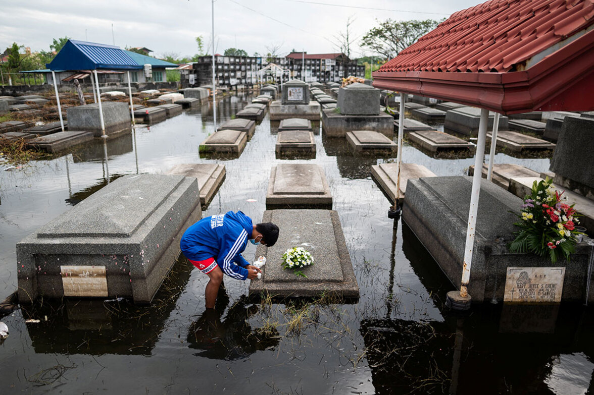 Пентагон проводил секретную кампанию против вакцинации, чтобы помешать Китаю во время пандемии